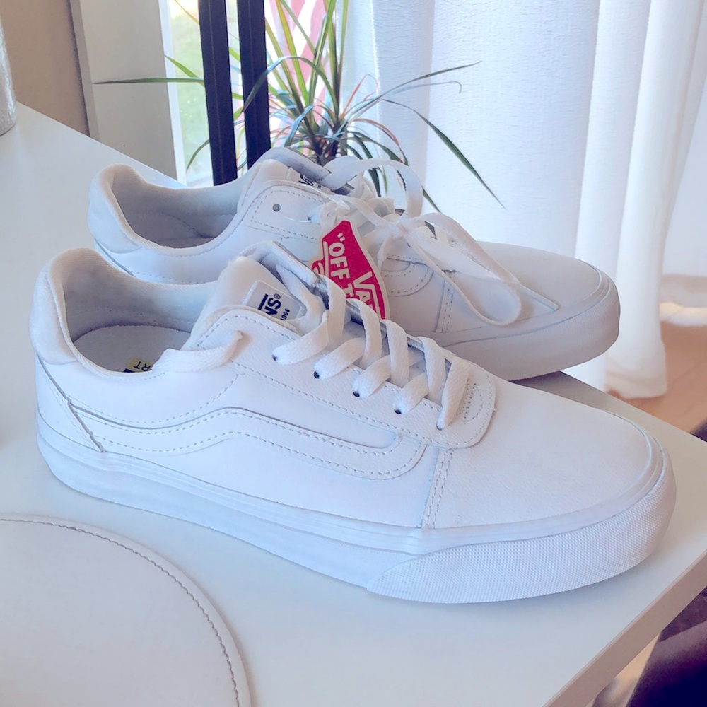 White Leather Old Skool Vans - W8